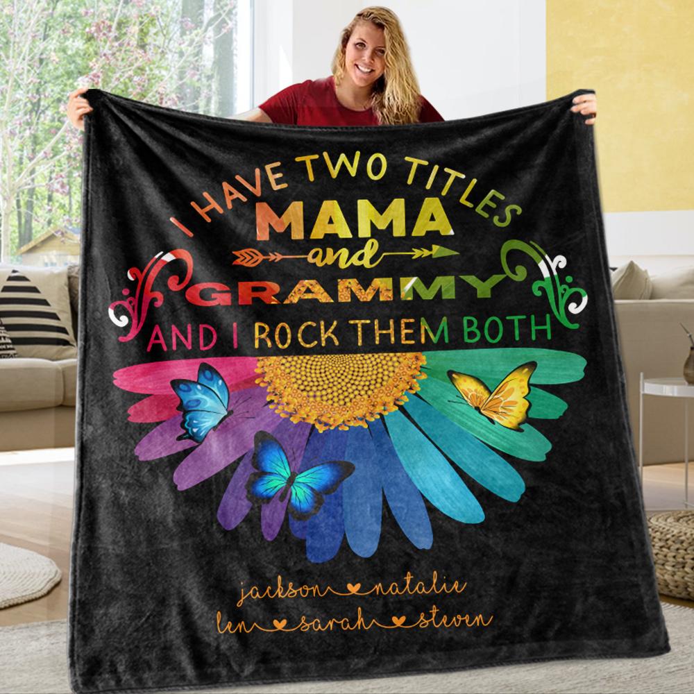 Personalized Daisy Fleece Blankets with Your Nick & Kids' Names